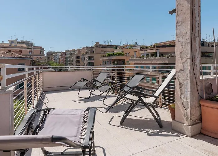 Guesthost - Sunny Terrace In Piazza Bologna Apartment Rom